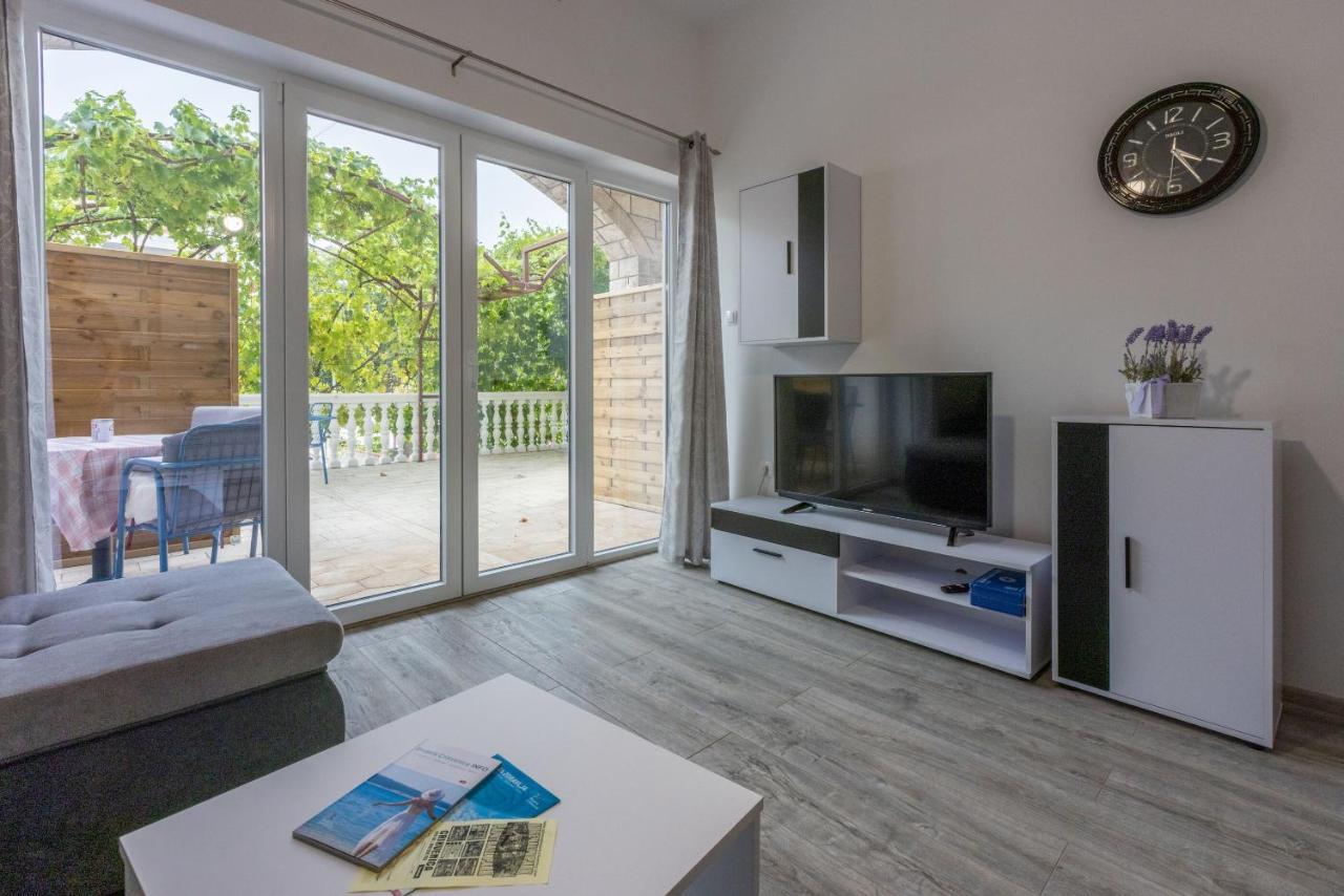 Apartments Ankica Crikvenica Exterior foto