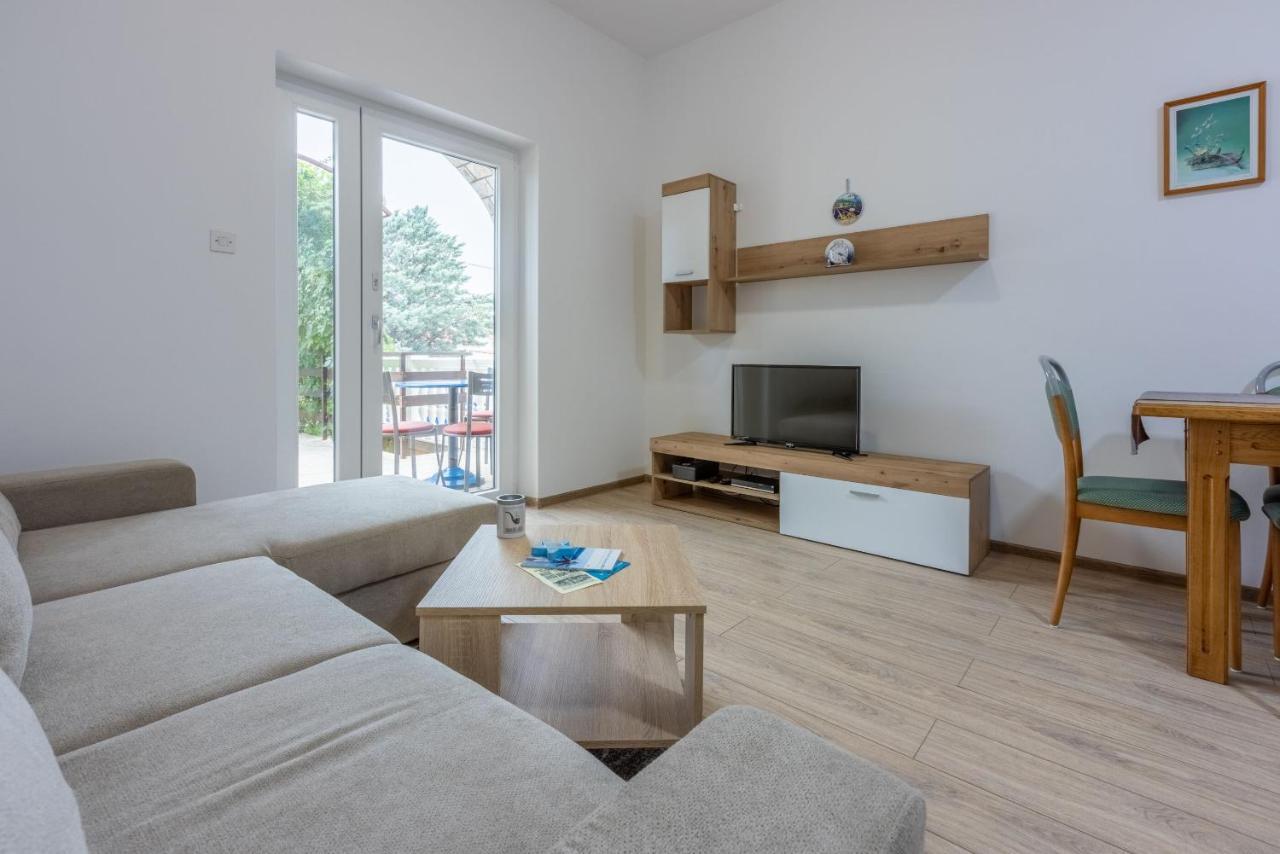Apartments Ankica Crikvenica Exterior foto